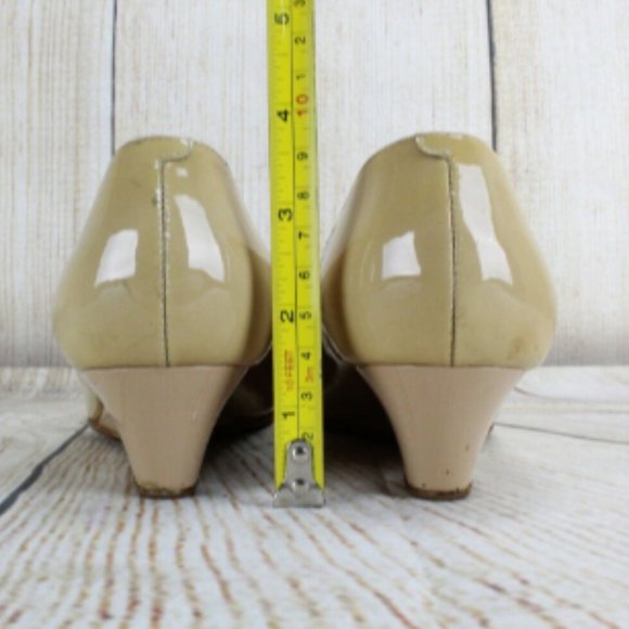 Jimmy Choo Beige Patent Leather Peep Toe Low Wedge Slip On Shoes Size 5 - Picture 7 of 8